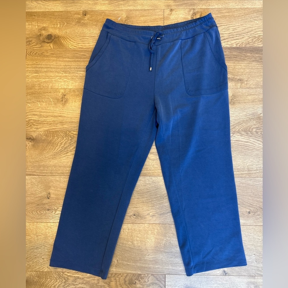 Chicos Zenergy Women’s Pants Size 8/10 Or 1R Blue Cropped Pull On Drawstring